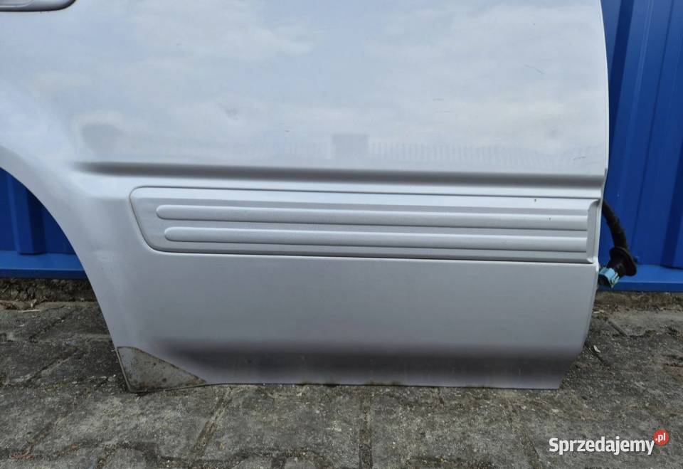 DRZWI TYŁ PRAWY TYLNE PRAWE HONDA CRV I CRV 1 osobowe Działoszyce