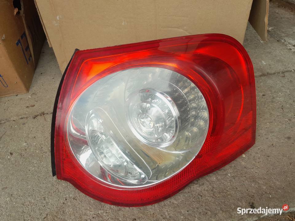 Passat b6 kombi lampa tyl prawa osobowe Oświetlenie opolskie