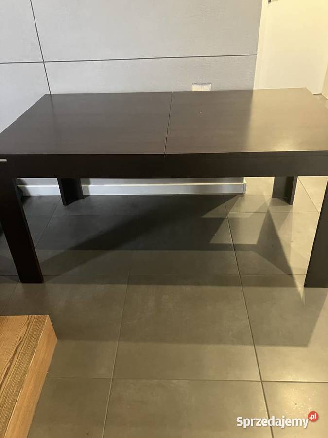 Sprzedam używany stół 160cm