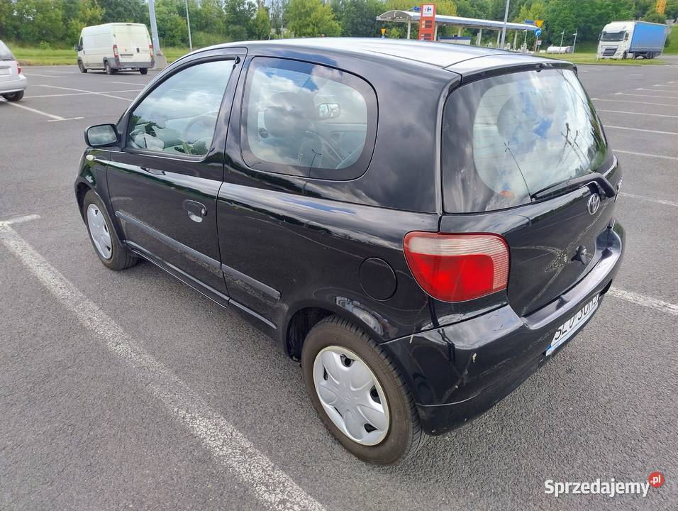Toyota Yaris AUTOMAT 13 VVTi 86 elektryczne lusterka sprzedam