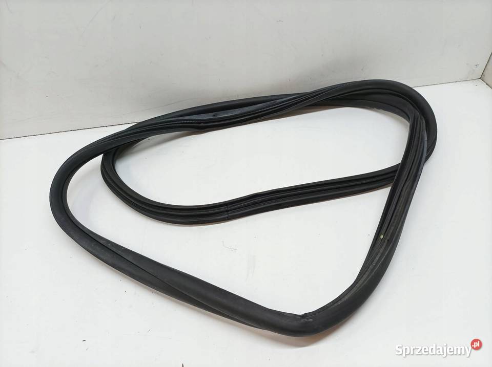 USZCZELKA DRZWI PRAWY PRZÓD PASAŻERA KAROSERYJNA