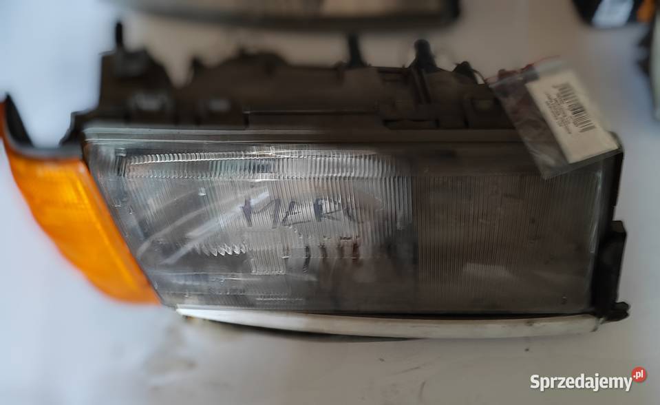 Mercedes 124 Lampa prawa przednia Żywiec