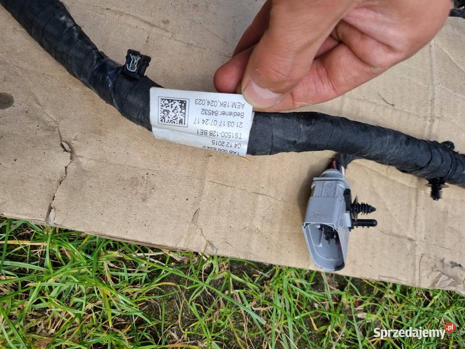Wiązka silnika VW Touran 16 TDI 04L972627HE Trzebinia sprzedam
