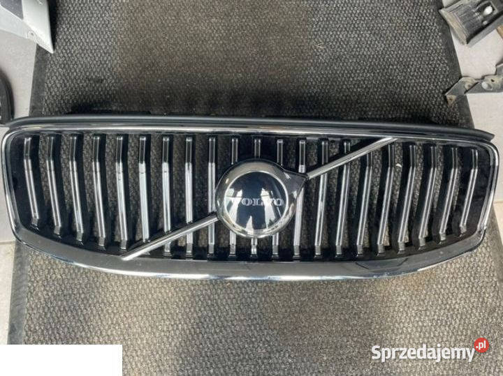 Volvo Xc60 II lift 21 atrapa grill przód osobowe lubelskie Kozubszczyzna