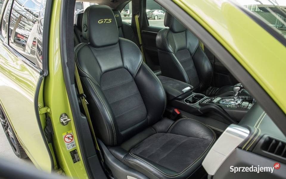 Porsche Cayenne GTS 48 V8 420 Peridot Green Kutno