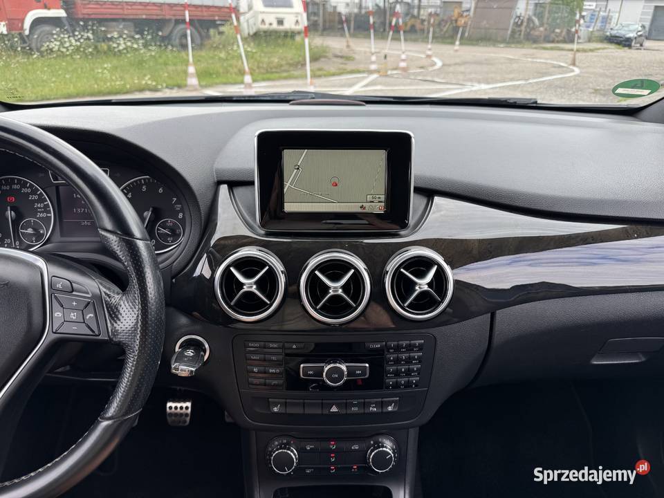 Mercedes B 16 BENZYNA Klimatyzacja Nawigacja czujnik deszczu wielkopolskie