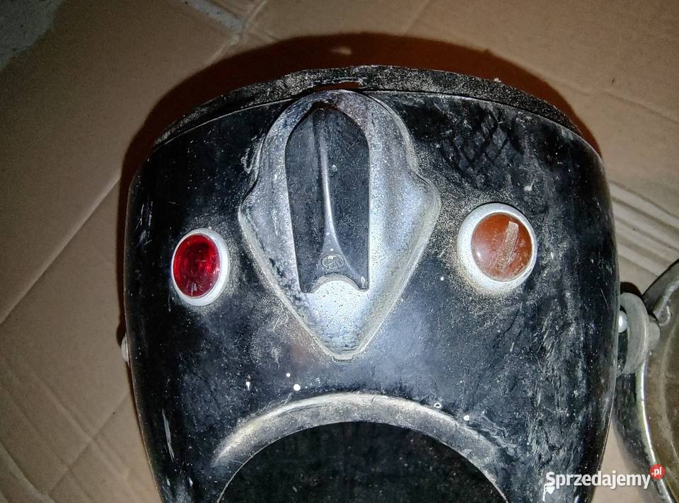 Obudowa lampy przedniej K750 Leszno