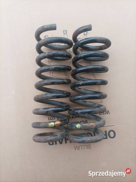 8A0511115BE Sprężyny tył Audi 80 B4 Quattro śląskie Skoczów sprzedam