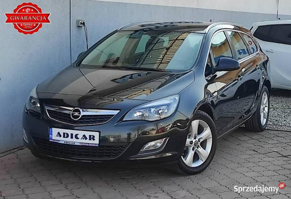 Opel Astra klimatronik automat skóra tempomat gniazdo SD Astra