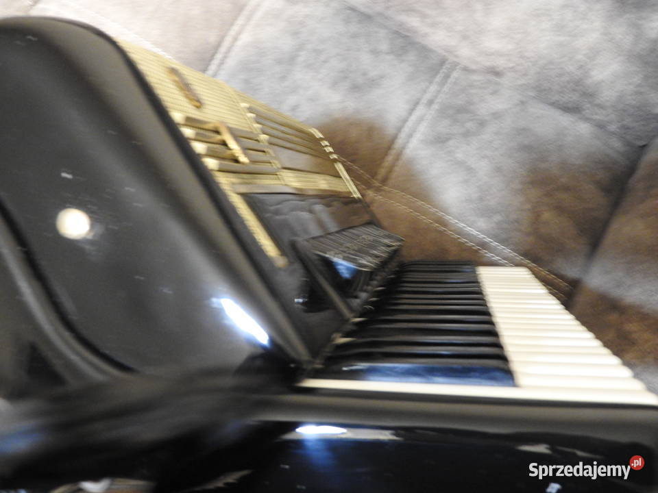 Akordeon Hohner Imperator IV kanałowy Instrumenty klawiszowe i MIDI opolskie Nysa