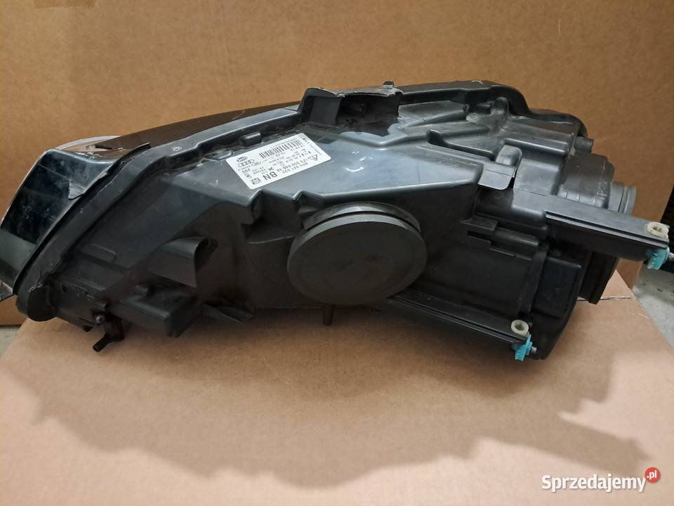 Lampa ksenon skrętny Audi A3 8P0941030 BM mazowieckie Siennica