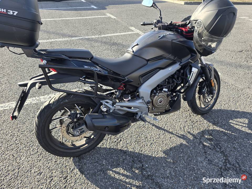 Bajaj Dominar 400 Czarny super stan akcesoria Tarnów