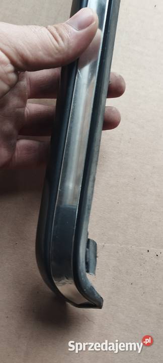 Listwy chromowane pod lampy Mercedes w 123 małopolskie Tarnów