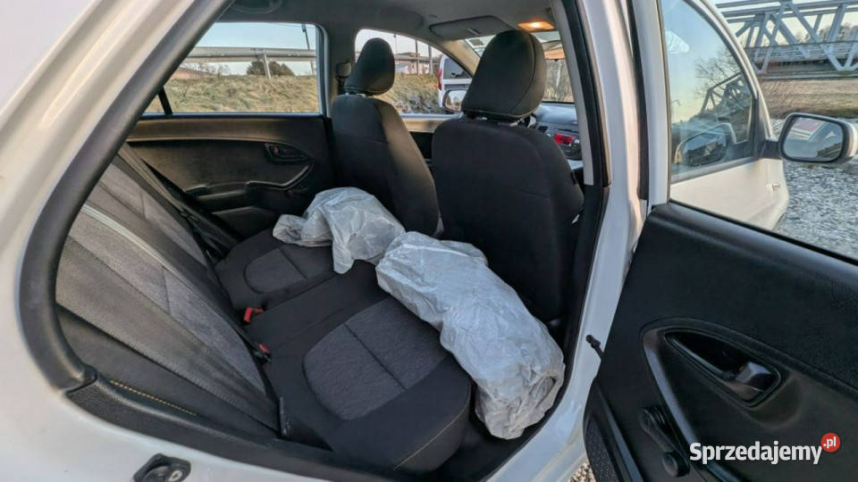 Kia Picanto Zadbane miejskie autko III 2017 VAT marża Kamienna Góra