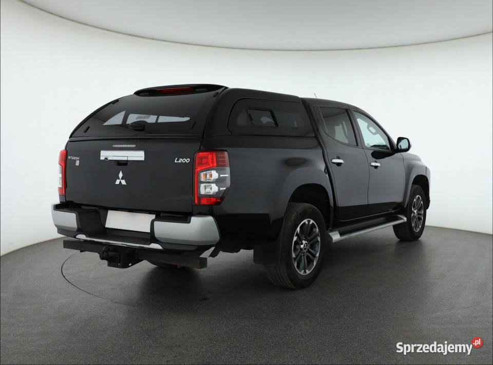 Mitsubishi L200 22 DID skórzana tapicerka Piaseczno