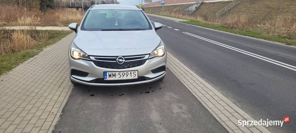 Opel Astra 2016 16diesel Astra Halinów sprzedam