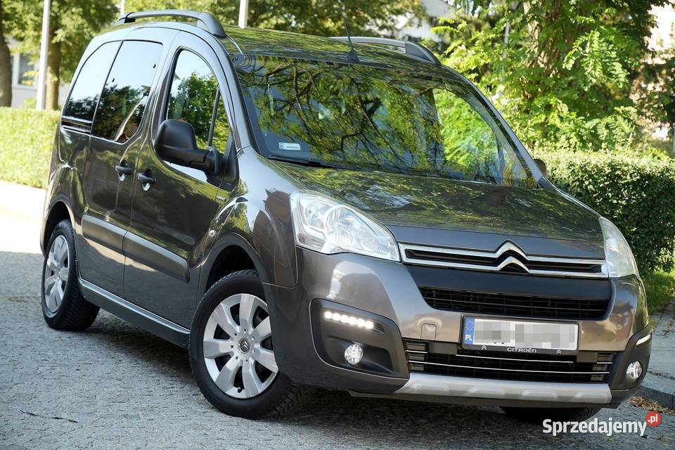 16 BlueHDi XTR 142 Salon Piękny Kolor Berlingo Kielce