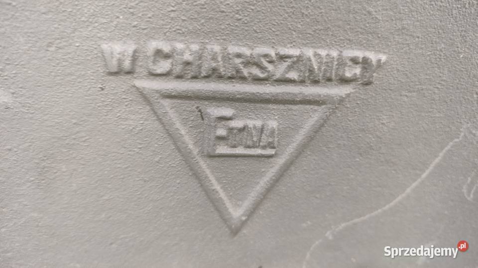 Piecyk żeliwny szamotowy wyprodukowany w Murowana Goślina