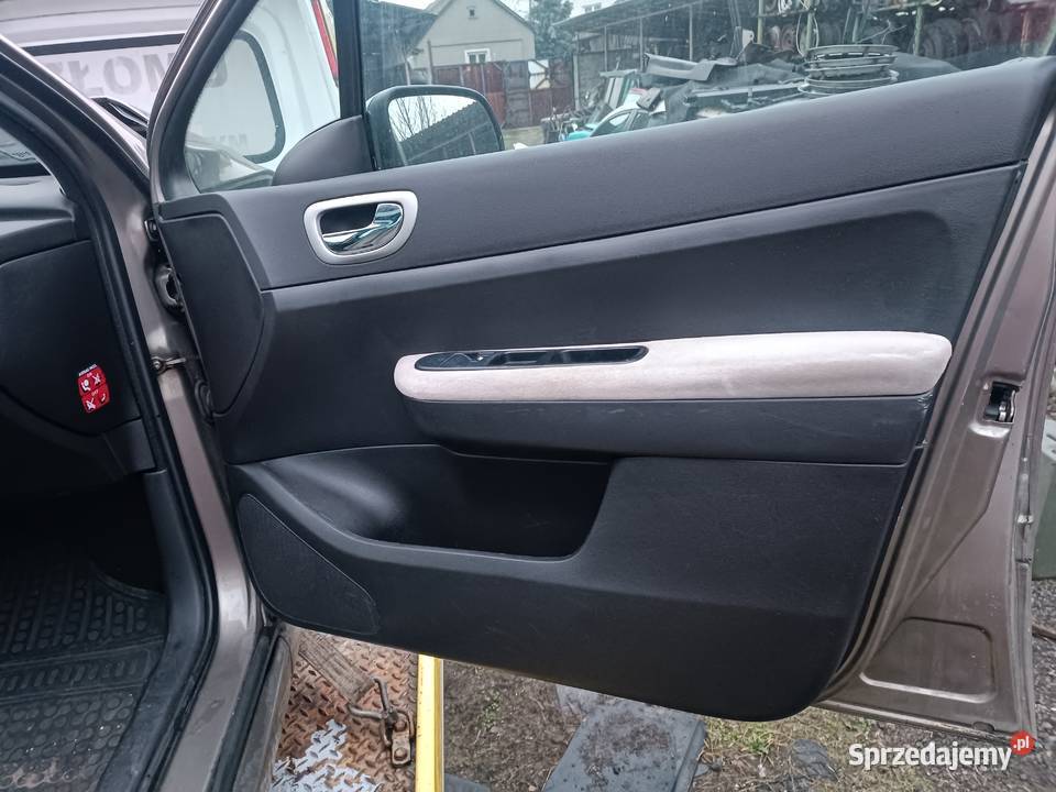 Peugeot 307 16 w całości na graty Osieck sprzedam