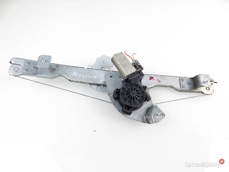 PODNOŚNIK SZYBY PRAWY PRZEDNI SANDERO 8200733828