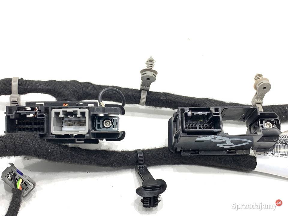 WIĄZKA KLAPY BAGAŻNIKA TYŁ JEEP COMPASS MP