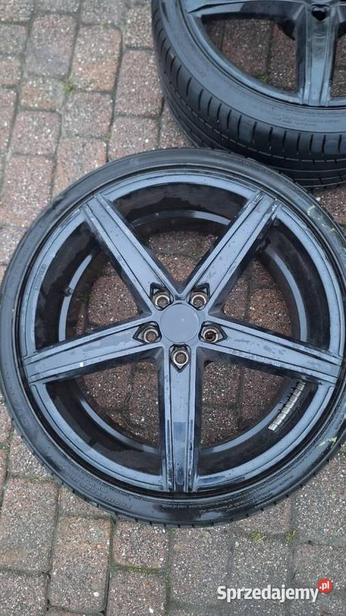 Felgi aluminiowe z oponami Raczyn