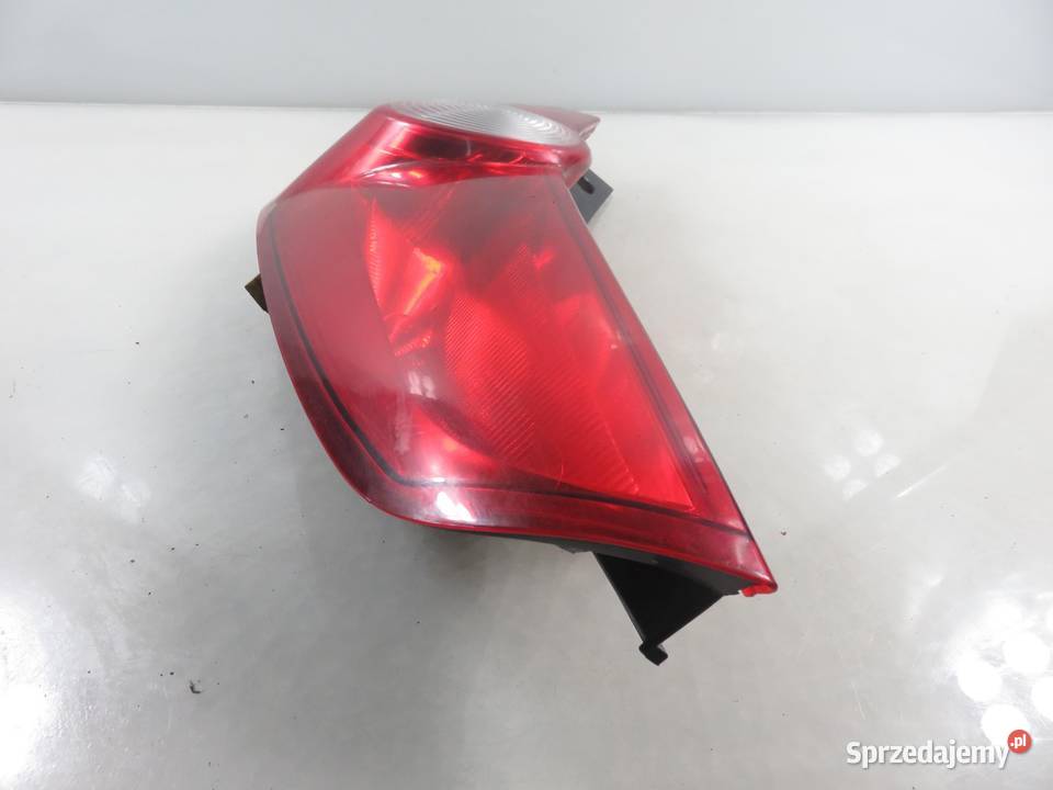 LAMPA PRAWA TYLNA OPEL AGILA B H08 89071614