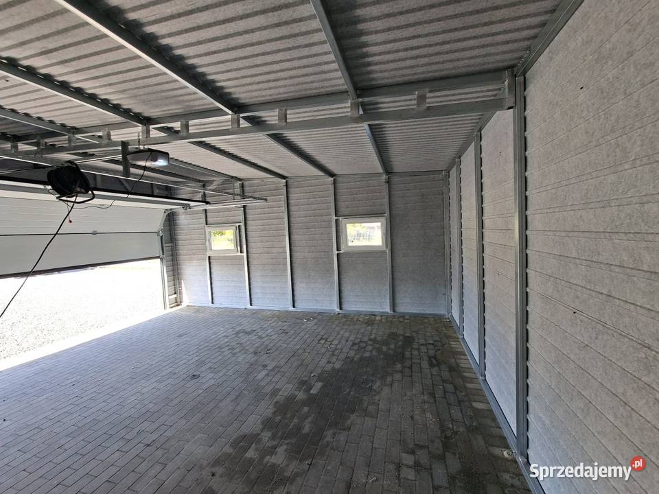 Garaż blaszany z bramą Segmentową Garaż 580x6 zachodniopomorskie