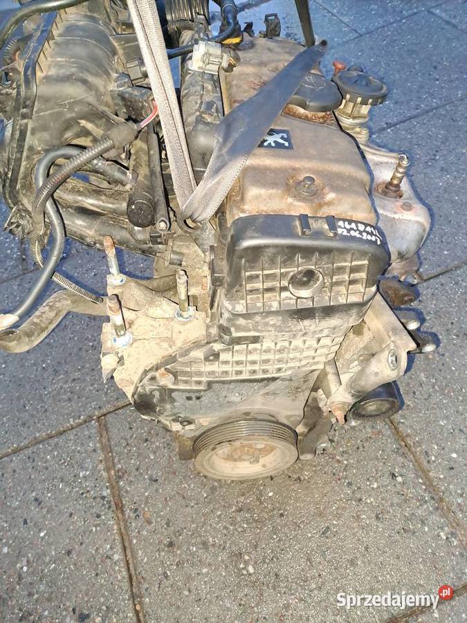 Peugeot 206 14 8V 75 silnik kompletny kod KFW Jastrzębie-Zdrój