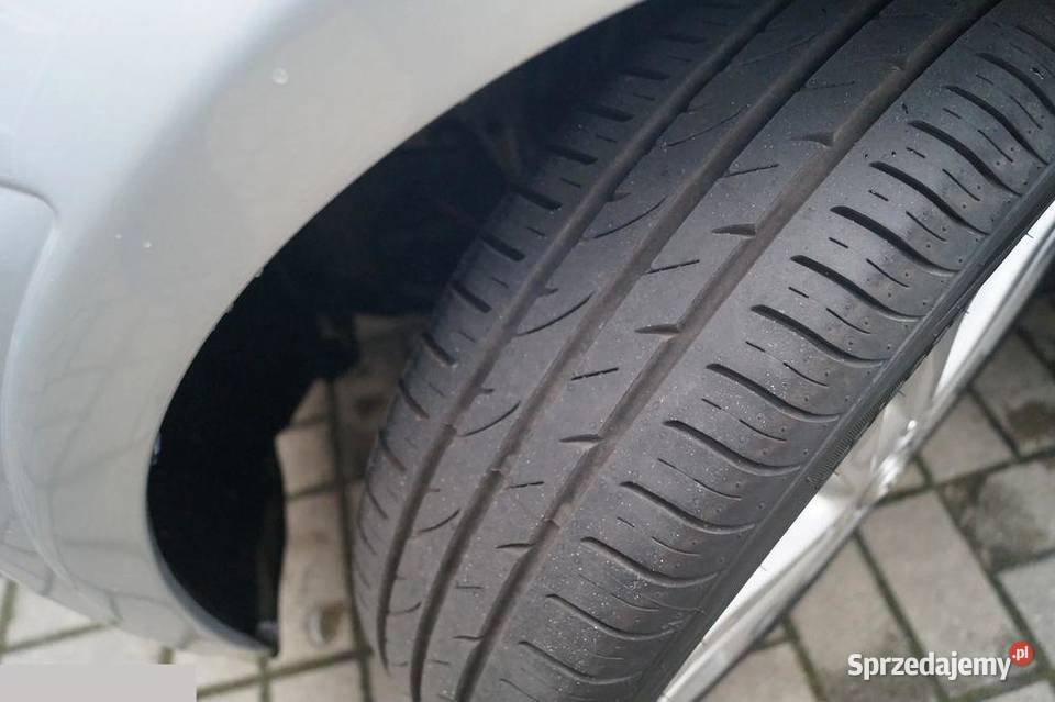 Toyota iQ 133 Plus CVT 98 2011r faktura VAT23 Warszawa