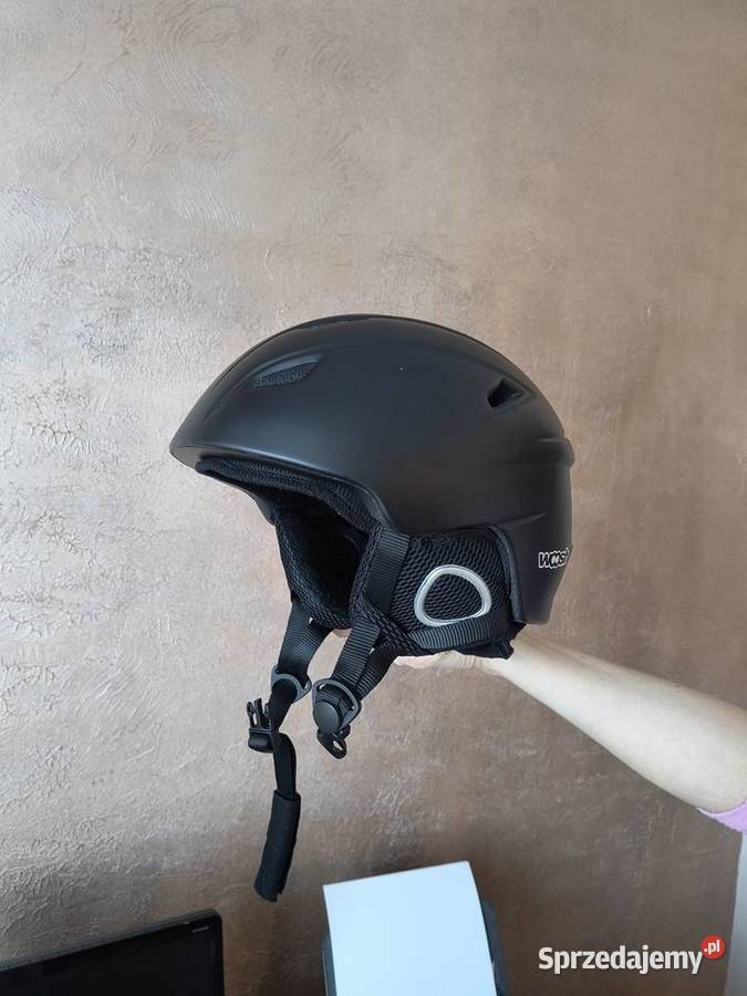 Narty buty narciarskie i kask Nowy Broniszew