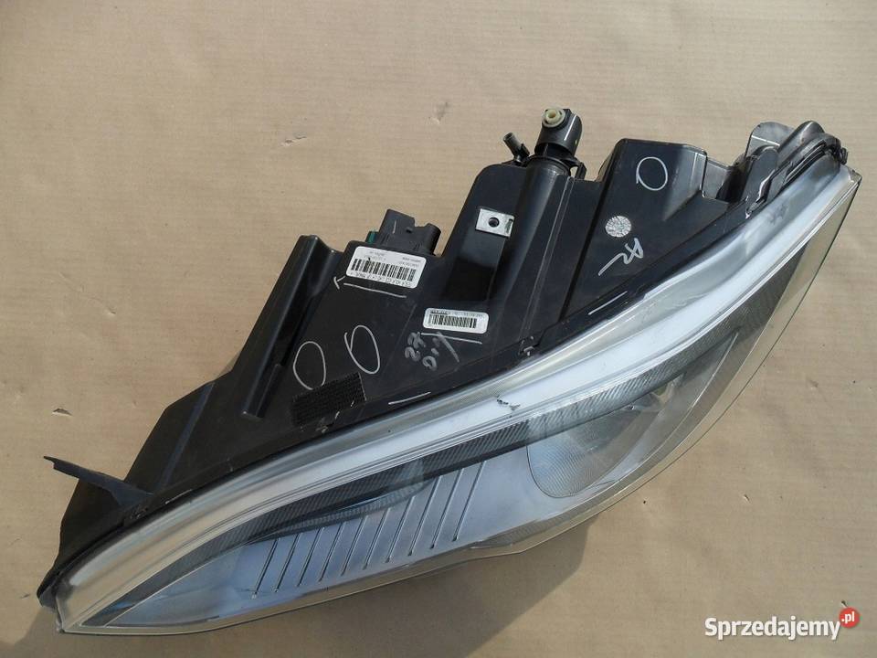 Tesla S 2012 2013 2014 2015 reflektor xenon lewy