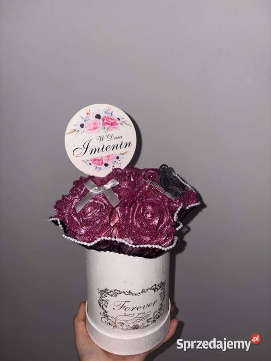 Box z wiecznych róż Wołów