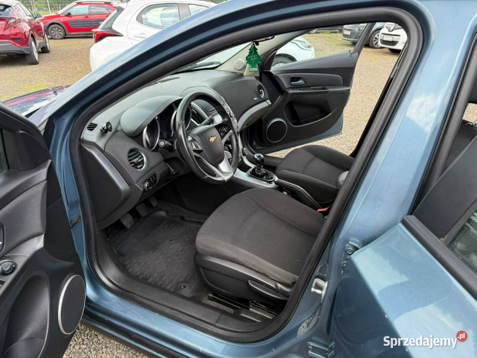 Chevrolet Cruze zarejestrowany klima gwarancja komputer pokładowy Zbąszyń