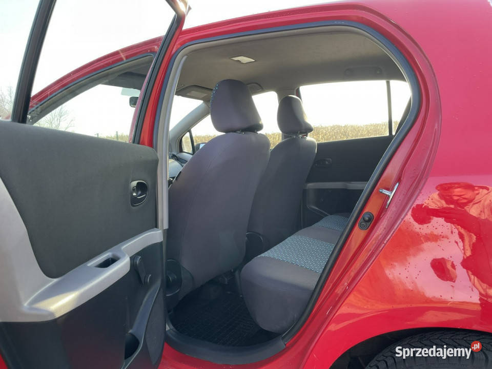 Toyota Yaris 10 Benzyna 2011r Lift Z Sprawną klimatyzacja Warszawa