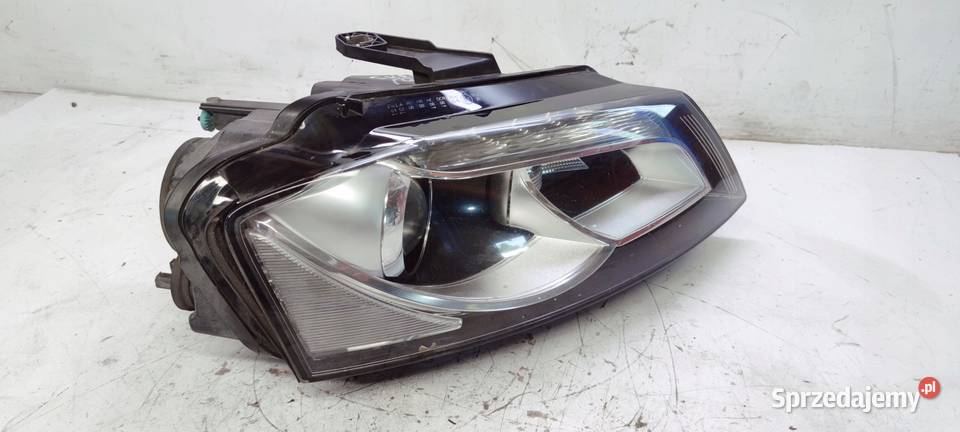REFLEKTOR PRAWY XENON LED AUDI A3 8P 8P0941004BH Przystajń