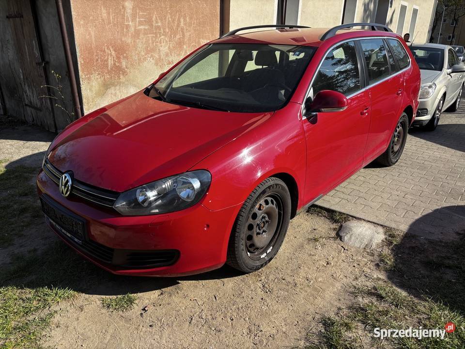 Golf 6 14 benzyna 2010r z Niemiec 4/5 sprzedam