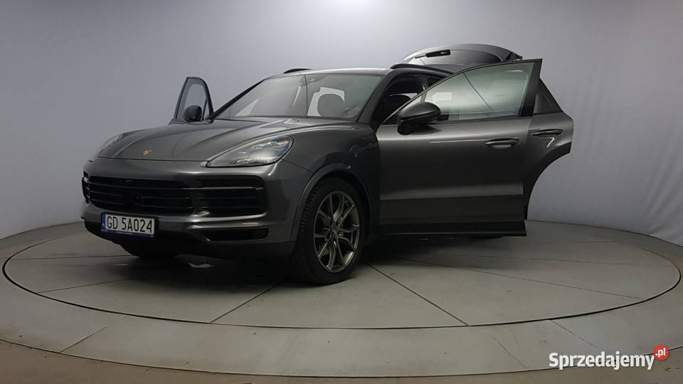 Porsche Cayenne EHybrid Z Polskiego Salonu ESP