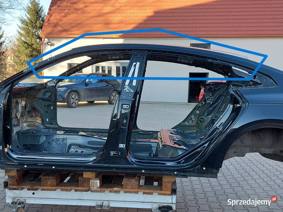 VW Arteon 3G8 2018r DACH CZARNY LC9X