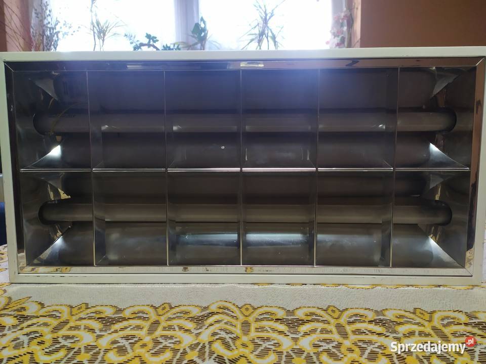 Lampa jarzeniowa Września