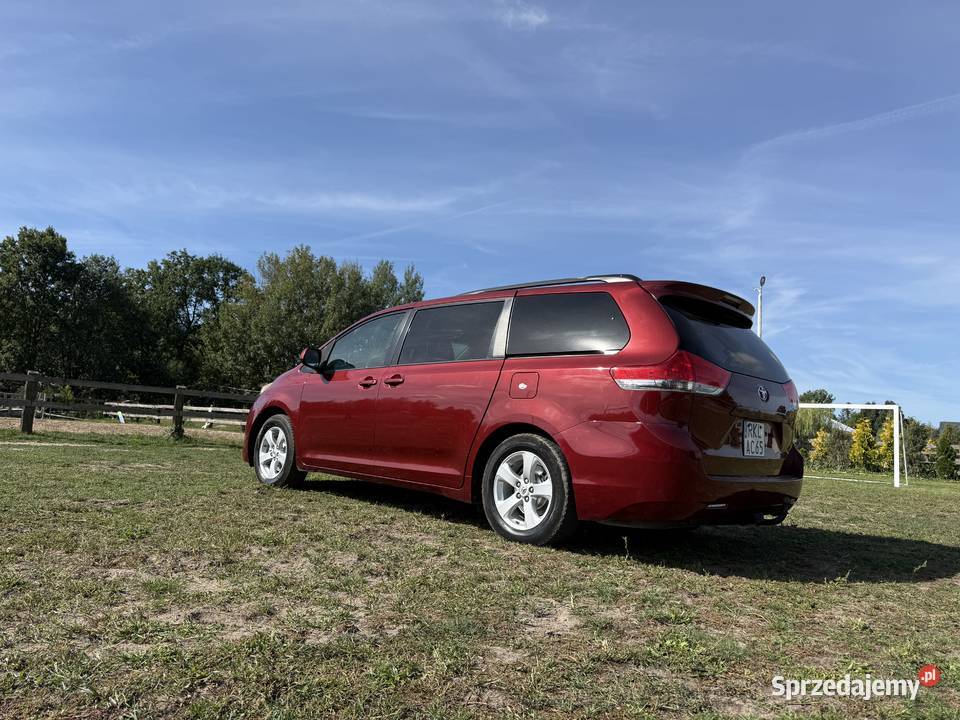 Okazja Toyota Sienna 3500 3 Gaz Wersja Eco Full Dzikowiec