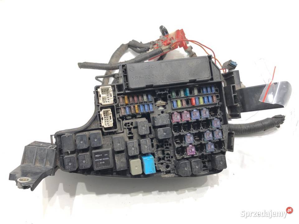 SKRZYNKA BEZPIECZNIKÓW MAZDA CX5 KD4766767 SUV