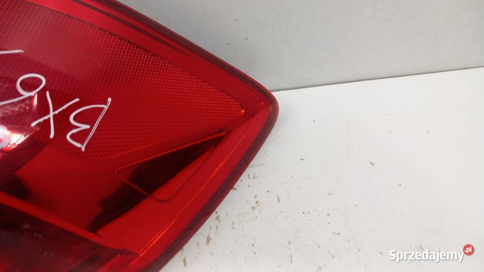 KIA CEED II HB LAMPA TYŁ PRAWA osobowe Zbierkowo