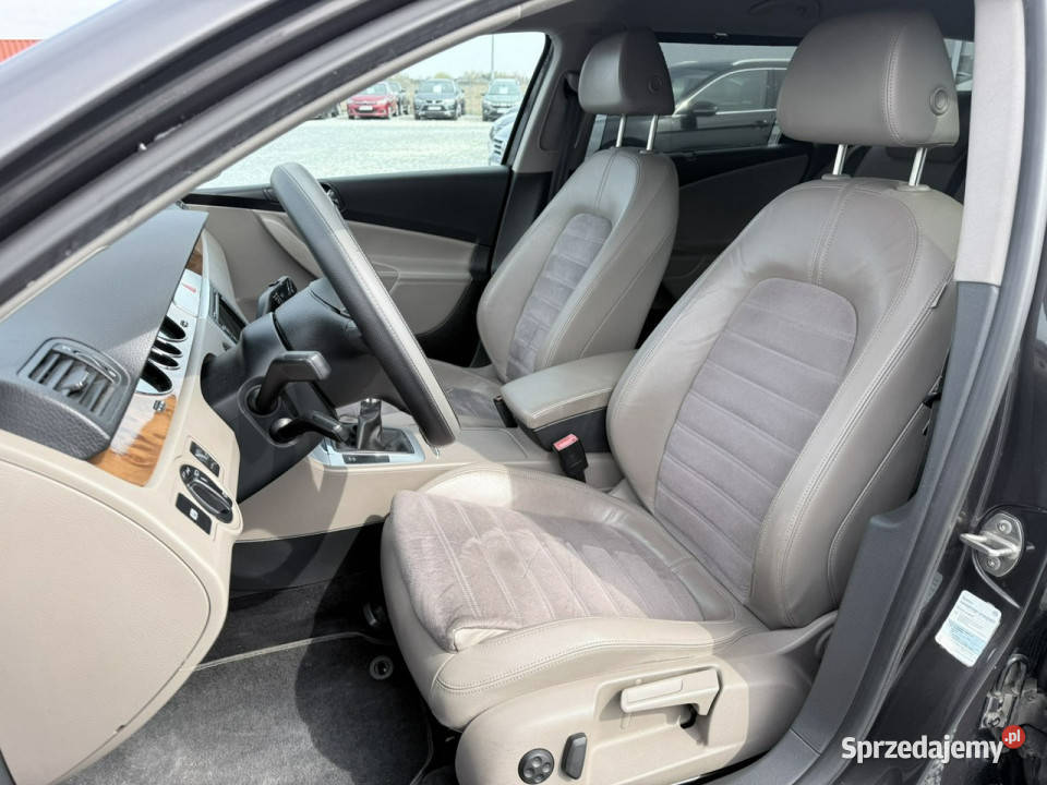 Volkswagen Passat Variant 18 TSI 160 Highline podgrzewane fotele Wojkowice