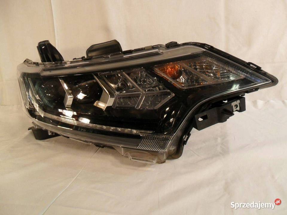 Reflektor Przód strona prawa Mitsubishi Nowy Tomyśl