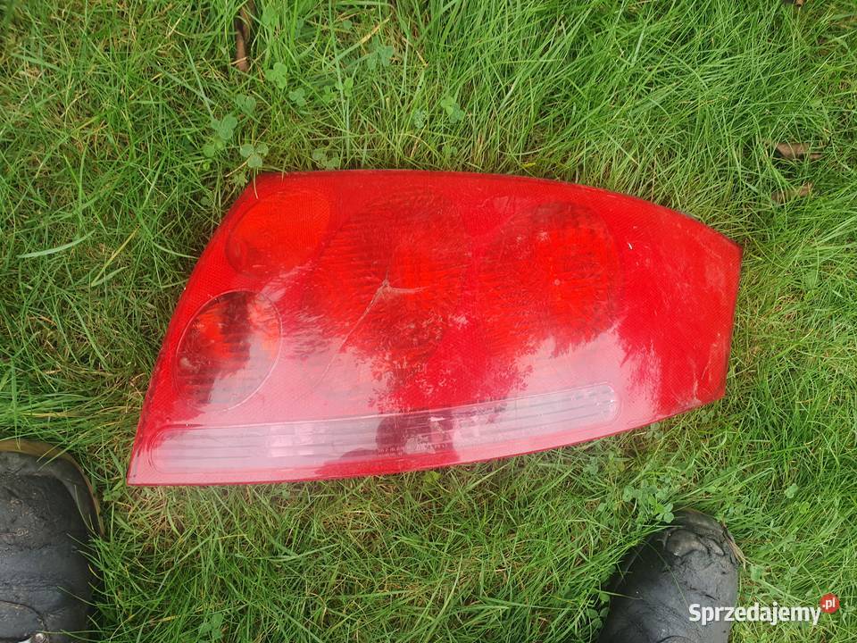 Lampa tylna prawa Audi TT 8N 9806 osobowe małopolskie Kraków
