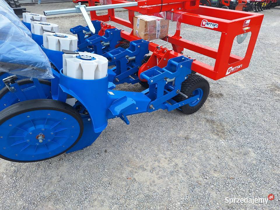 Sadzarka do warzyw Ferrari FMAX na Lipnik