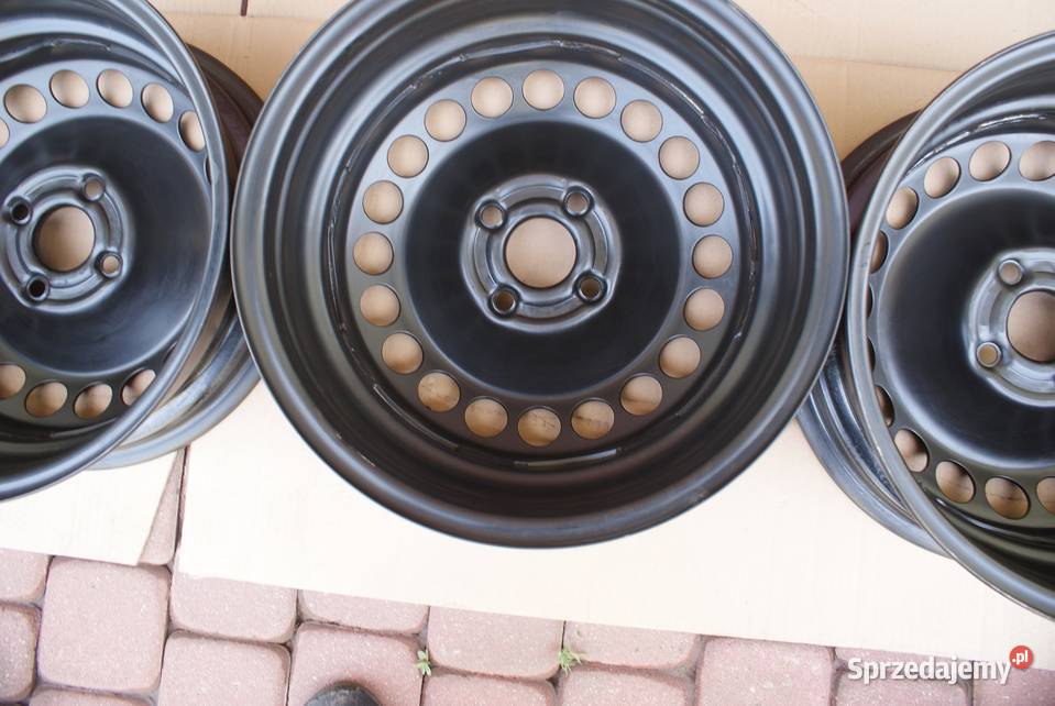 Stalowe 6Jx15 Opel Corsa D Nowe 4x100x566 ET39 Samochodowe Nozdrzec sprzedam