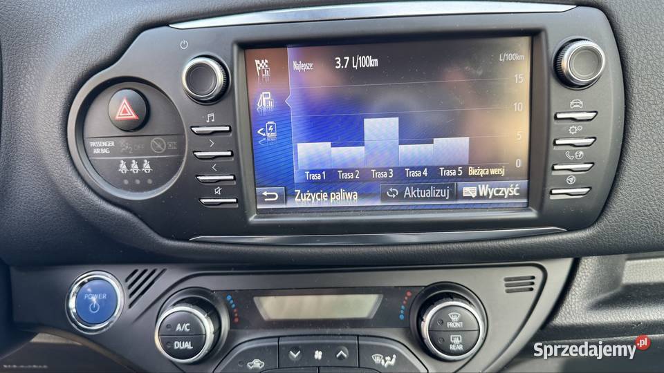 Toyota Yaris Hybrid Y20 Gold Edition sprzedam