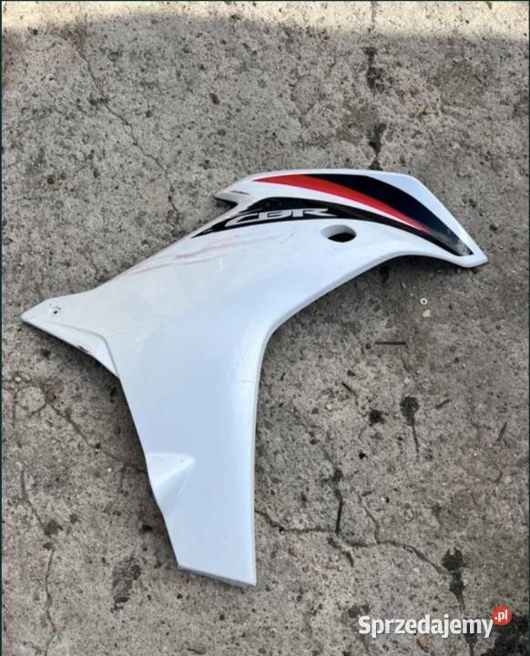 Boczek osłona owiewka prawy Honda CBR 600F Ostrzeszów